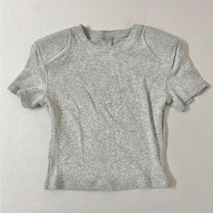 SKIMS Cotton Rib Padded Shoulder Cropped T-shirt Crop Top